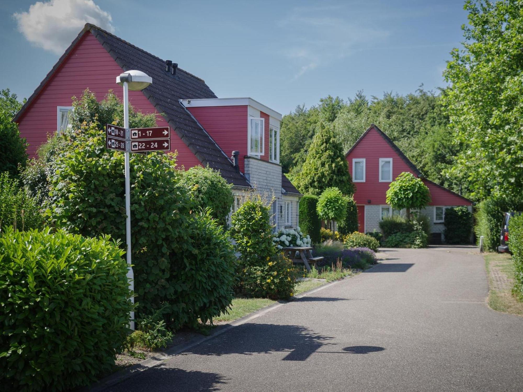 Vakantiehuis With Sauna Near *